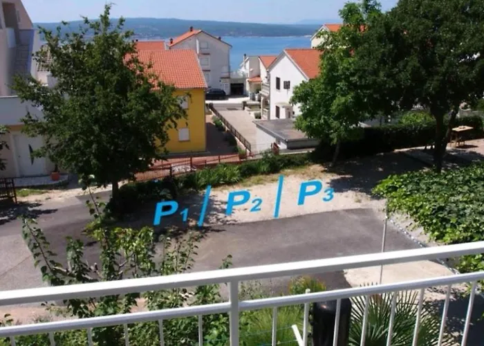 Antonic M Apartman *