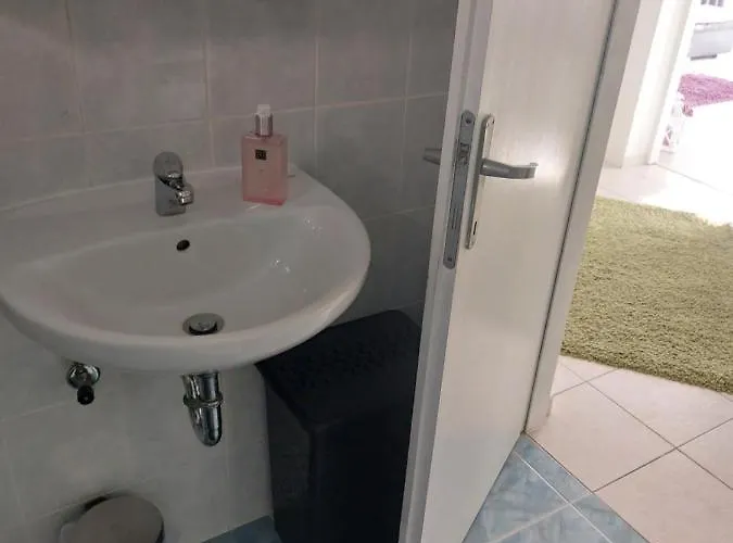 Antonic M Crikvenica